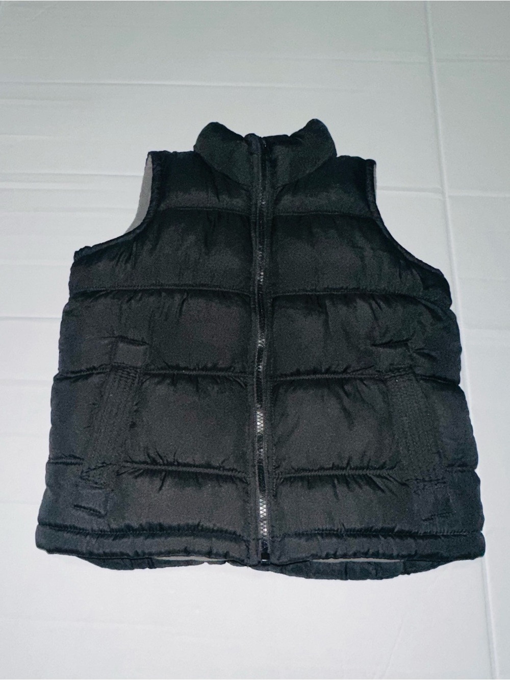 Old Navy Black Quilted Puffer Vest for Kids